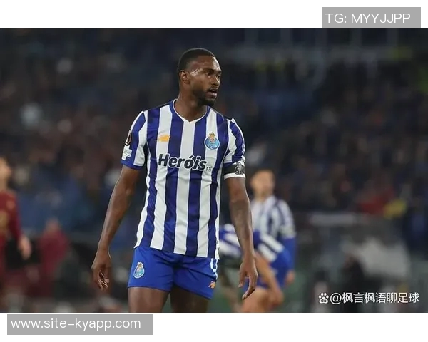 英媒称BlueCo需优先为斯特拉斯堡寻找新主帅忽视白堡本赛季表现